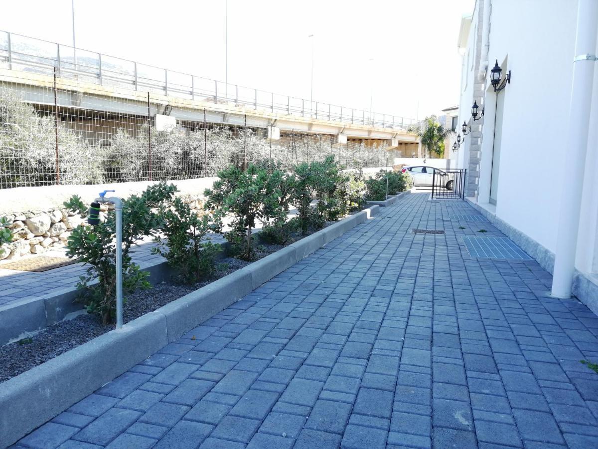 Sicily Rooms Appartamenti Carini Dış mekan fotoğraf