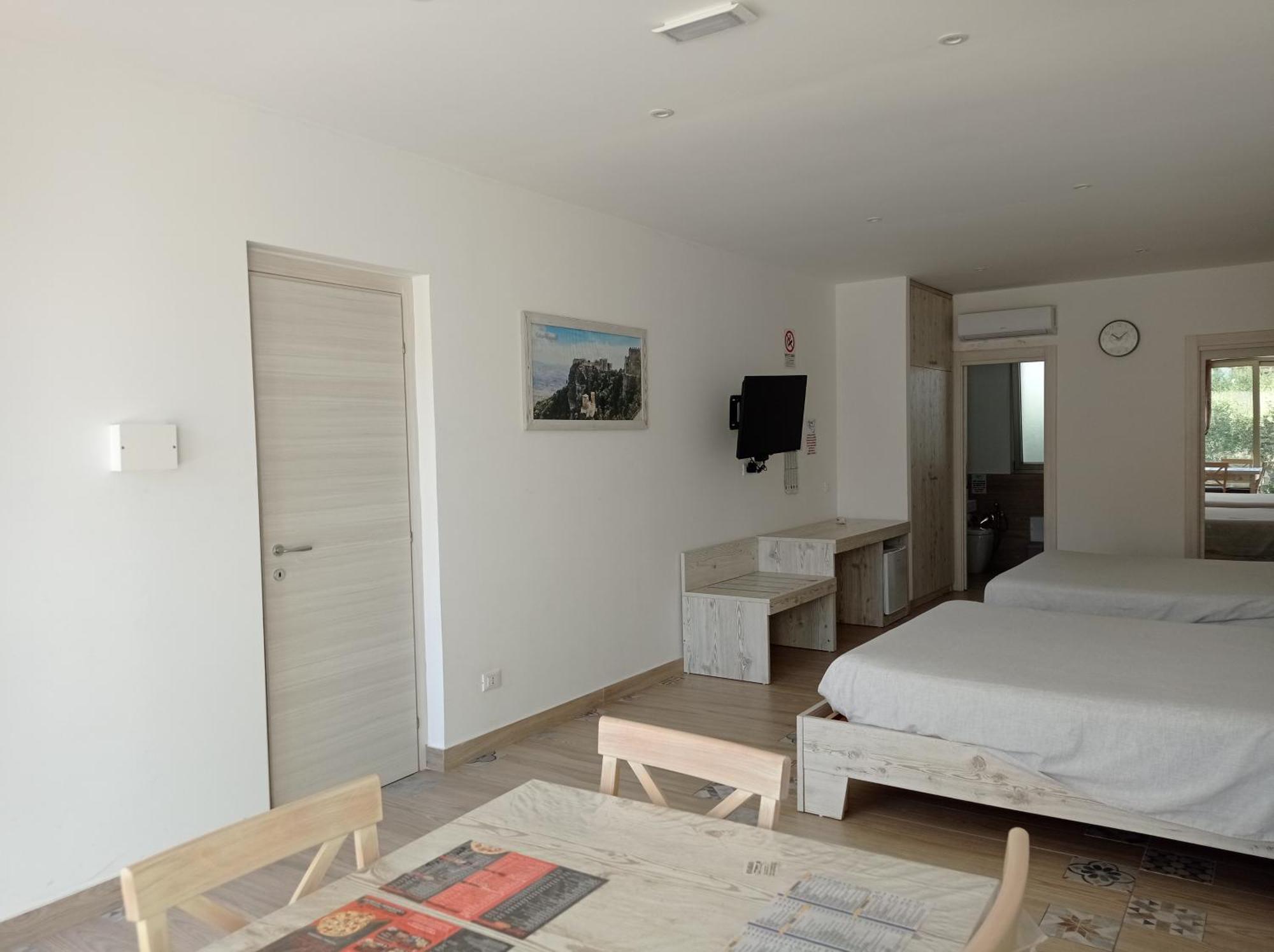 Sicily Rooms Appartamenti Carini Oda fotoğraf